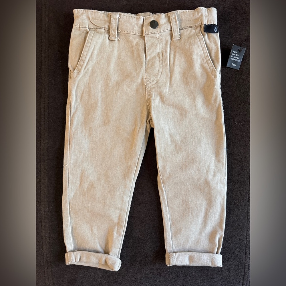 NWT Volcom Casual Khaki Tan Pants